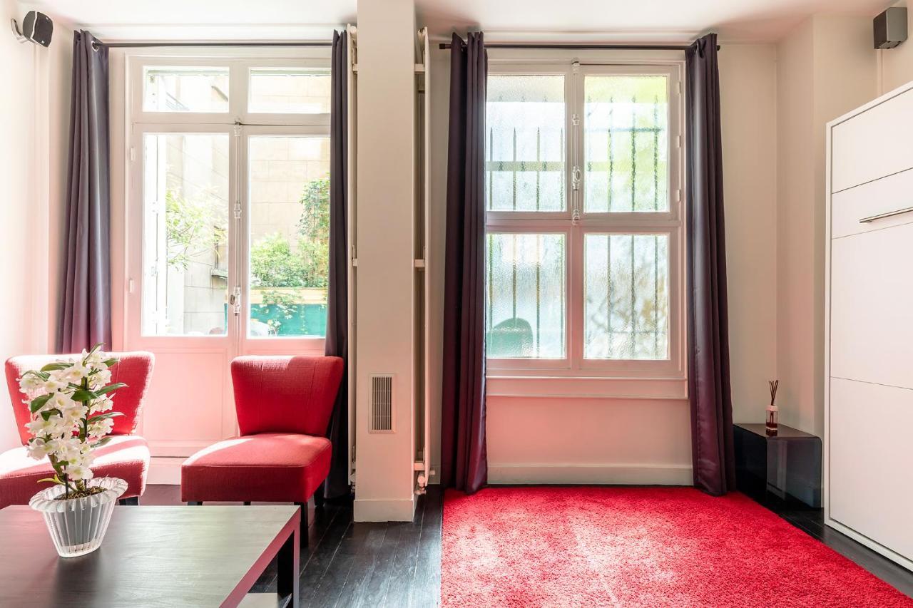 Studio Sur Les Quais De Seine Paris Bagian luar foto